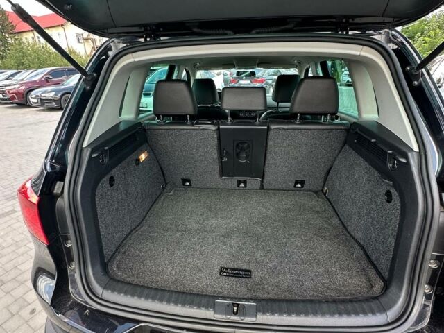 Черный Фольксваген Тигуан, объемом двигателя 2 л и пробегом 252 тыс. км за 10300 $, фото 16 на Automoto.ua