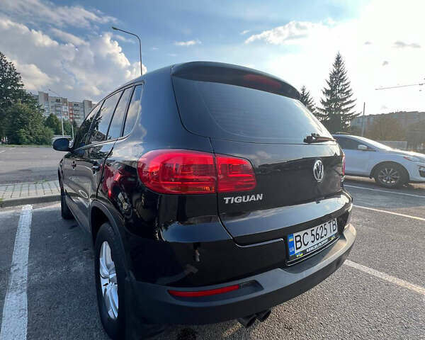 Черный Фольксваген Тигуан, объемом двигателя 1.98 л и пробегом 250 тыс. км за 10000 $, фото 8 на Automoto.ua