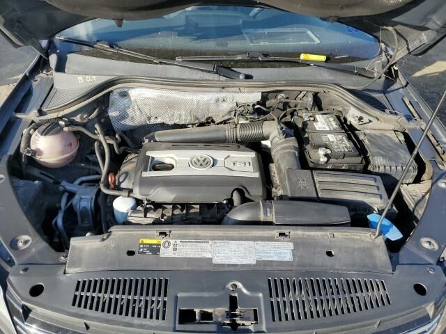 Чорний Фольксваген Тігуан, об'ємом двигуна 2 л та пробігом 172 тис. км за 9900 $, фото 11 на Automoto.ua