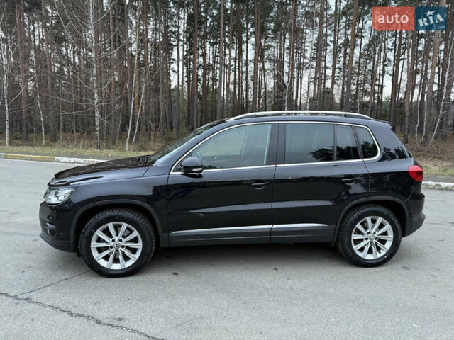 Чорний Фольксваген Тігуан, об'ємом двигуна 1.97 л та пробігом 266 тис. км за 15000 $, фото 5 на Automoto.ua