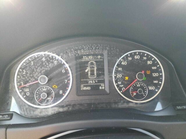 Черный Фольксваген Тигуан, объемом двигателя 2 л и пробегом 118 тыс. км за 1200 $, фото 8 на Automoto.ua