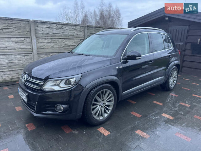 Черный Фольксваген Тигуан, объемом двигателя 2 л и пробегом 201 тыс. км за 15550 $, фото 2 на Automoto.ua