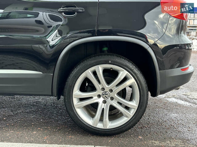 Чорний Фольксваген Тігуан, об'ємом двигуна 1.98 л та пробігом 168 тис. км за 13750 $, фото 26 на Automoto.ua