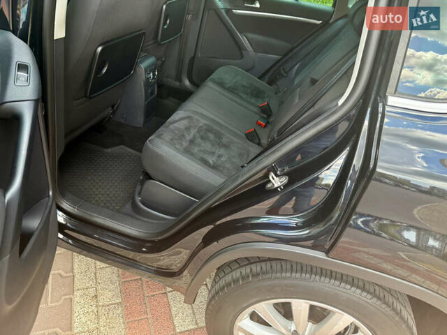 Черный Фольксваген Тигуан, объемом двигателя 1.97 л и пробегом 187 тыс. км за 15350 $, фото 106 на Automoto.ua