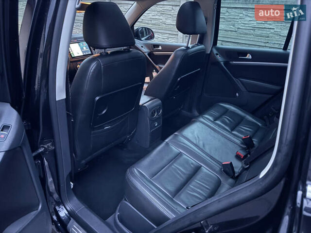 Черный Фольксваген Тигуан, объемом двигателя 2 л и пробегом 201 тыс. км за 15550 $, фото 14 на Automoto.ua