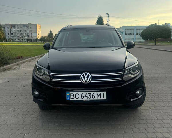 Чорний Фольксваген Тігуан, об'ємом двигуна 2 л та пробігом 260 тис. км за 13000 $, фото 1 на Automoto.ua
