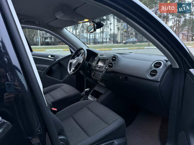 Чорний Фольксваген Тігуан, об'ємом двигуна 1.97 л та пробігом 266 тис. км за 15000 $, фото 12 на Automoto.ua