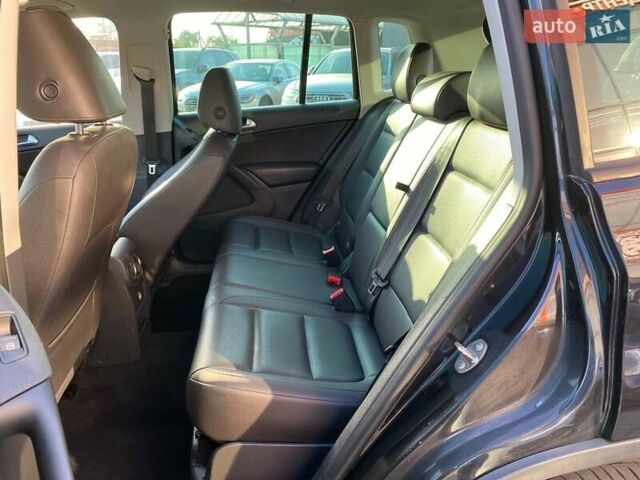 Черный Фольксваген Тигуан, объемом двигателя 2 л и пробегом 252 тыс. км за 10300 $, фото 17 на Automoto.ua