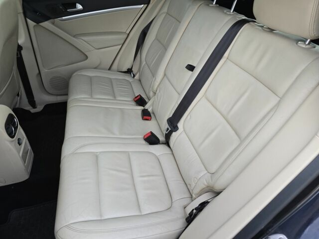 Чорний Фольксваген Тігуан, об'ємом двигуна 2 л та пробігом 194 тис. км за 12499 $, фото 17 на Automoto.ua