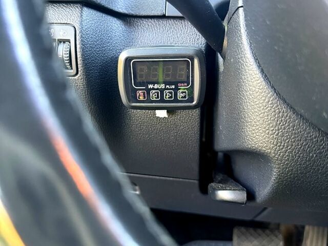 Чорний Фольксваген Тігуан, об'ємом двигуна 2 л та пробігом 190 тис. км за 13000 $, фото 2 на Automoto.ua