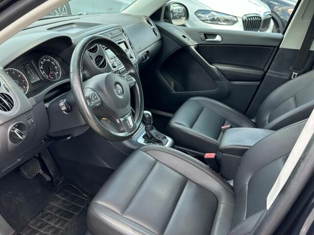 Черный Фольксваген Тигуан, объемом двигателя 2 л и пробегом 252 тыс. км за 10300 $, фото 9 на Automoto.ua