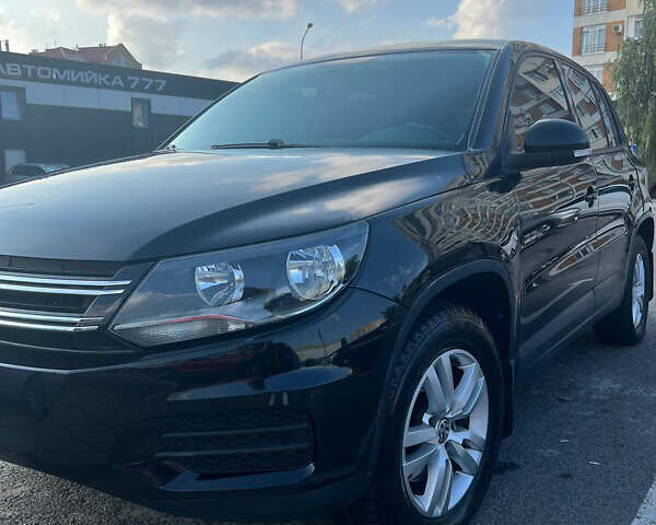 Черный Фольксваген Тигуан, объемом двигателя 1.98 л и пробегом 250 тыс. км за 10000 $, фото 11 на Automoto.ua