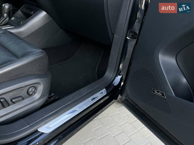 Чорний Фольксваген Тігуан, об'ємом двигуна 2 л та пробігом 159 тис. км за 14950 $, фото 25 на Automoto.ua