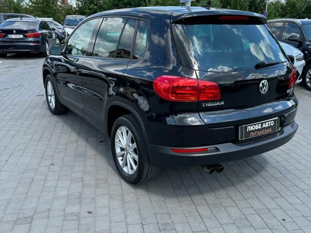 Черный Фольксваген Тигуан, объемом двигателя 2 л и пробегом 252 тыс. км за 10300 $, фото 4 на Automoto.ua