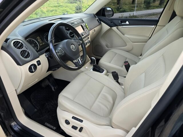 Чорний Фольксваген Тігуан, об'ємом двигуна 2 л та пробігом 194 тис. км за 12499 $, фото 8 на Automoto.ua