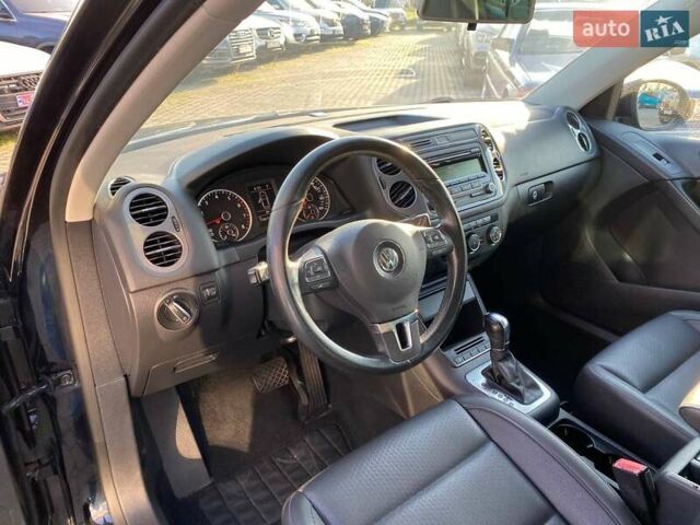 Черный Фольксваген Тигуан, объемом двигателя 2 л и пробегом 252 тыс. км за 10300 $, фото 9 на Automoto.ua