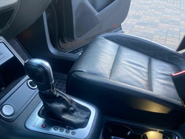 Чорний Фольксваген Тігуан, об'ємом двигуна 2 л та пробігом 182 тис. км за 11200 $, фото 4 на Automoto.ua