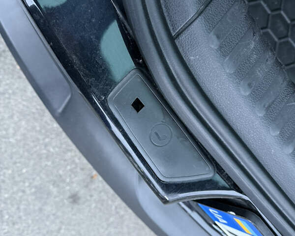 Чорний Фольксваген Тігуан, об'ємом двигуна 1.97 л та пробігом 266 тис. км за 15000 $, фото 26 на Automoto.ua