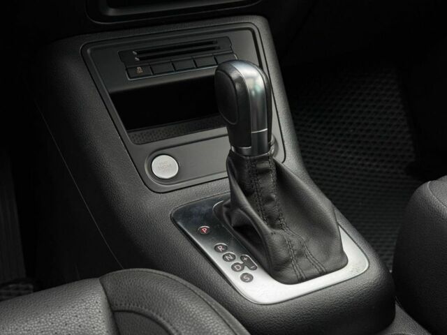 Черный Фольксваген Тигуан, объемом двигателя 2 л и пробегом 116 тыс. км за 11900 $, фото 16 на Automoto.ua