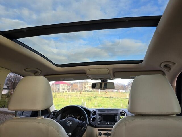 Чорний Фольксваген Тігуан, об'ємом двигуна 2 л та пробігом 194 тис. км за 12499 $, фото 18 на Automoto.ua