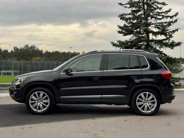 Черный Фольксваген Тигуан, объемом двигателя 2 л и пробегом 116 тыс. км за 11900 $, фото 4 на Automoto.ua