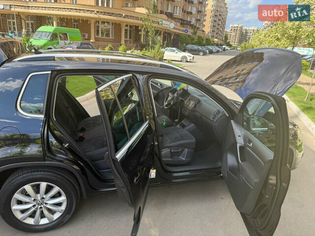 Черный Фольксваген Тигуан, объемом двигателя 1.97 л и пробегом 187 тыс. км за 15350 $, фото 6 на Automoto.ua