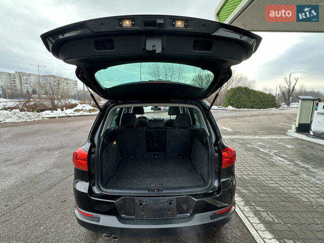 Чорний Фольксваген Тігуан, об'ємом двигуна 1.98 л та пробігом 168 тис. км за 13750 $, фото 104 на Automoto.ua