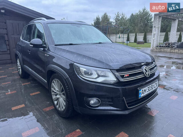 Черный Фольксваген Тигуан, объемом двигателя 2 л и пробегом 201 тыс. км за 15550 $, фото 1 на Automoto.ua
