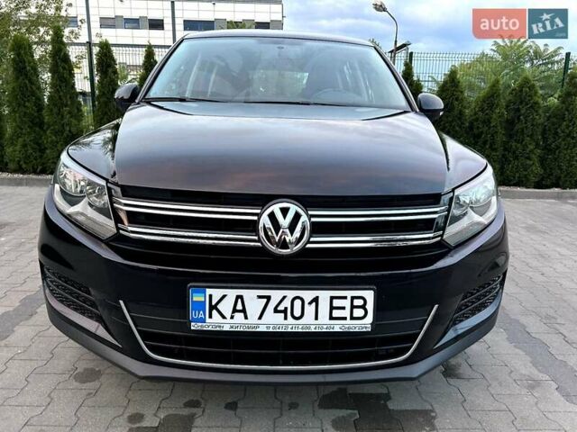 Черный Фольксваген Тигуан, объемом двигателя 2 л и пробегом 124 тыс. км за 11800 $, фото 1 на Automoto.ua