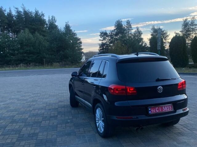 Чорний Фольксваген Тігуан, об'ємом двигуна 2 л та пробігом 182 тис. км за 11200 $, фото 12 на Automoto.ua