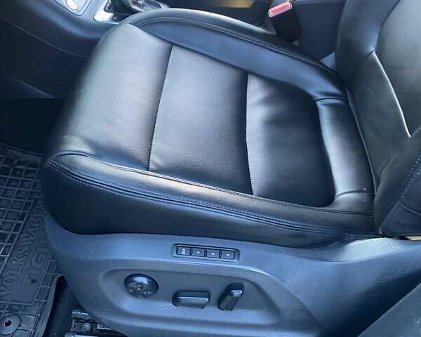 Чорний Фольксваген Тігуан, об'ємом двигуна 1.99 л та пробігом 180 тис. км за 11300 $, фото 64 на Automoto.ua