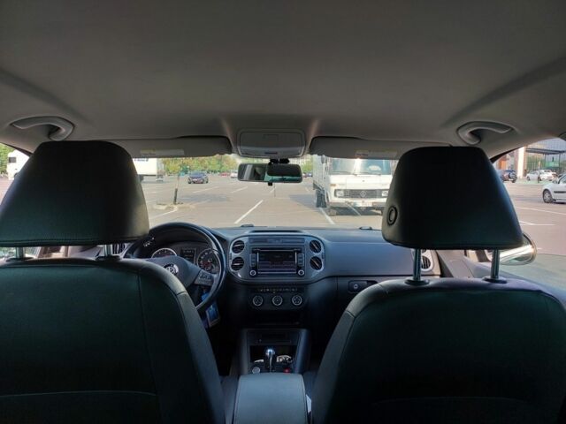 Черный Фольксваген Тигуан, объемом двигателя 2 л и пробегом 172 тыс. км за 12999 $, фото 8 на Automoto.ua