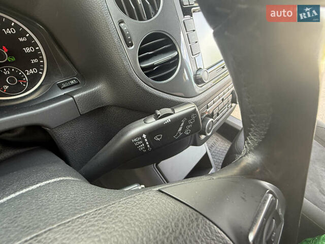 Черный Фольксваген Тигуан, объемом двигателя 1.97 л и пробегом 187 тыс. км за 15350 $, фото 79 на Automoto.ua