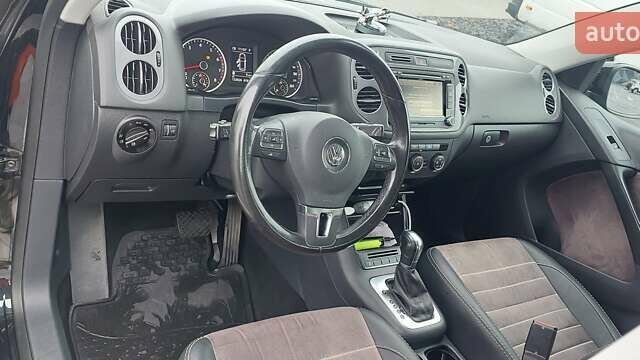 Черный Фольксваген Тигуан, объемом двигателя 1.98 л и пробегом 123 тыс. км за 13500 $, фото 10 на Automoto.ua