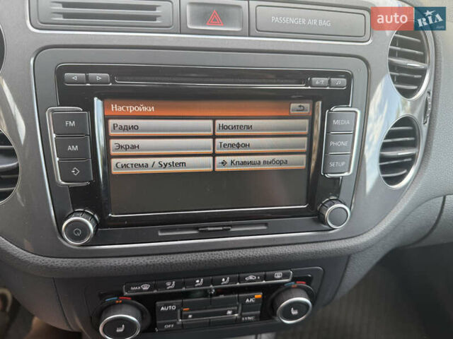 Черный Фольксваген Тигуан, объемом двигателя 1.97 л и пробегом 187 тыс. км за 15350 $, фото 56 на Automoto.ua