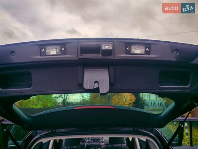 Черный Фольксваген Тигуан, объемом двигателя 1.98 л и пробегом 131 тыс. км за 12950 $, фото 27 на Automoto.ua