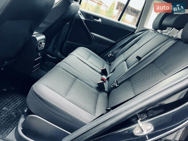 Чорний Фольксваген Тігуан, об'ємом двигуна 0 л та пробігом 240 тис. км за 11500 $, фото 20 на Automoto.ua