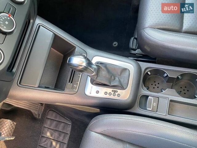 Черный Фольксваген Тигуан, объемом двигателя 2 л и пробегом 252 тыс. км за 10300 $, фото 14 на Automoto.ua