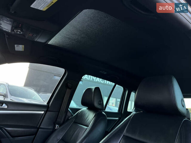 Чорний Фольксваген Тігуан, об'ємом двигуна 2 л та пробігом 159 тис. км за 14950 $, фото 31 на Automoto.ua