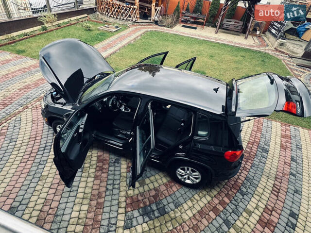 Чорний Фольксваген Тігуан, об'ємом двигуна 0 л та пробігом 240 тис. км за 11500 $, фото 25 на Automoto.ua