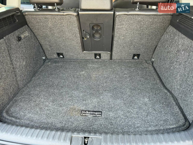 Чорний Фольксваген Тігуан, об'ємом двигуна 1.98 л та пробігом 167 тис. км за 12500 $, фото 7 на Automoto.ua