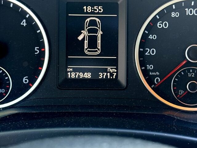 Чорний Фольксваген Тігуан, об'ємом двигуна 2 л та пробігом 190 тис. км за 13000 $, фото 1 на Automoto.ua