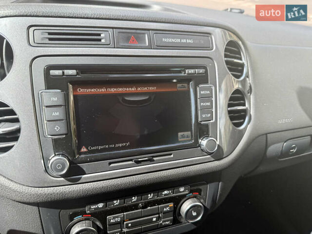 Черный Фольксваген Тигуан, объемом двигателя 1.97 л и пробегом 187 тыс. км за 15350 $, фото 49 на Automoto.ua