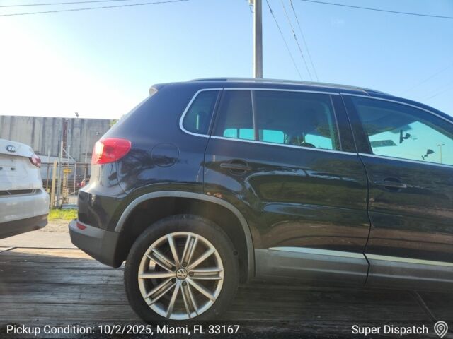 Чорний Фольксваген Тігуан, об'ємом двигуна 2 л та пробігом 156 тис. км за 7000 $, фото 4 на Automoto.ua