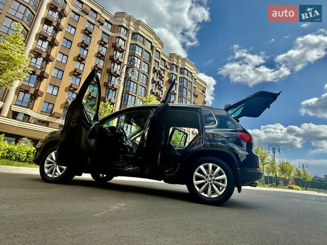 Черный Фольксваген Тигуан, объемом двигателя 1.97 л и пробегом 187 тыс. км за 15350 $, фото 1 на Automoto.ua