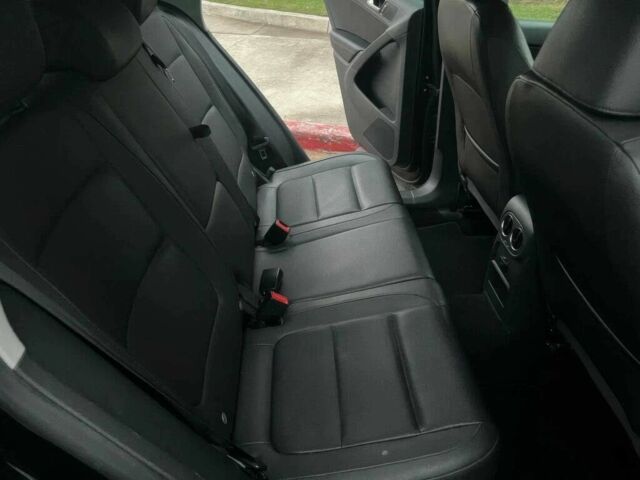 Черный Фольксваген Тигуан, объемом двигателя 2 л и пробегом 84 тыс. км за 2200 $, фото 12 на Automoto.ua