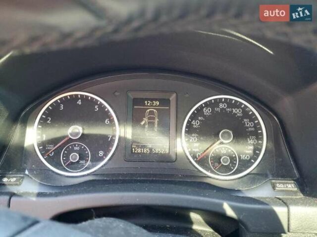 Чорний Фольксваген Тігуан, об'ємом двигуна 2 л та пробігом 210 тис. км за 7800 $, фото 6 на Automoto.ua
