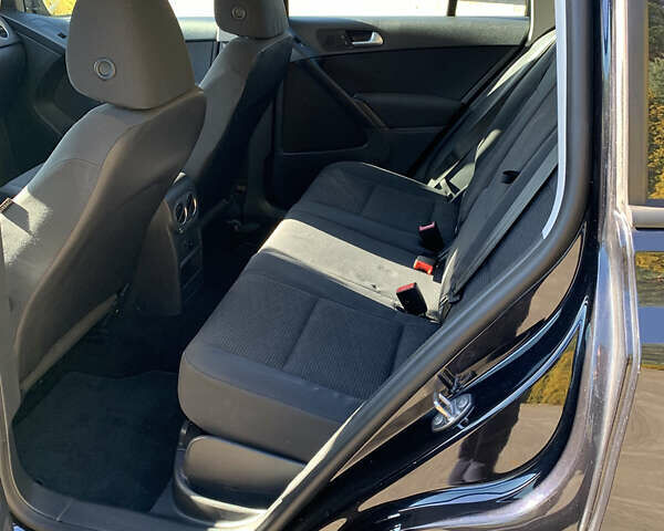 Черный Фольксваген Тигуан, объемом двигателя 1.98 л и пробегом 168 тыс. км за 11400 $, фото 13 на Automoto.ua