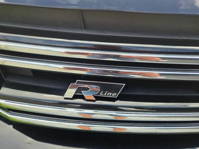 Черный Фольксваген Тигуан, объемом двигателя 1.4 л и пробегом 170 тыс. км за 8650 $, фото 6 на Automoto.ua