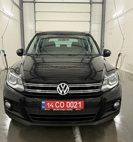 Черный Фольксваген Тигуан, объемом двигателя 1.98 л и пробегом 94 тыс. км за 12700 $, фото 1 на Automoto.ua